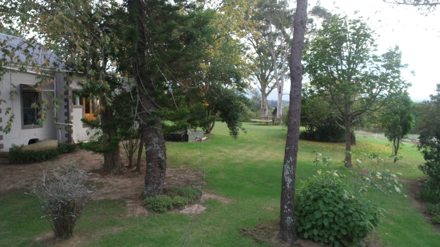 To Let 5 Bedroom Property for Rent in Rheenendal Western Cape